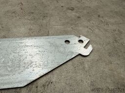 Halter f. Rückwandgitter Diagonallänge: ca. 405 mm