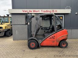 LINDE H30T-01 Triplo 465 Freelift / Sideshift LPG 2012