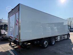 MERCEDES-BENZ ANTOS 2535 L Kühlkoffer 9 m LBW 2,5 T*LENK