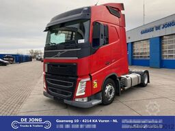 Volvo FH 13.420 Globetrotter / Mega / 2x Tank