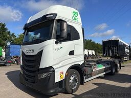 IVECO S-Way 460 LNG Intarder Liftachse Lenkachse