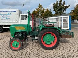 HOLDER B 12 mit Mähwerk/ Staubox/ AHK