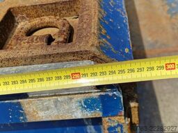 Meusburger MPG-2 Lowloader / Tieflader - 2x steering axle ...