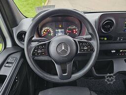 MERCEDES-BENZ SPRINTER 317 Bakwagen Laadklep!