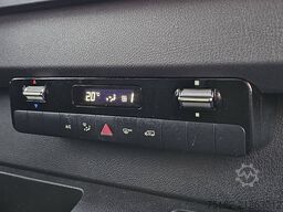 MERCEDES-BENZ SPRINTER 317 Bakwagen Laadklep!