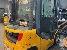 Jungheinrich DFG 425s (Motor dreht, startet nicht)