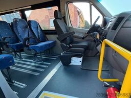 MERCEDES-BENZ Sprinter 313 Cdi 9Sitze+Rollstuhllift Klima Navi