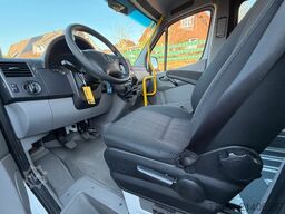 MERCEDES-BENZ Sprinter 313 Cdi 9Sitze+Rollstuhllift Klima Navi