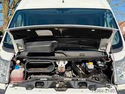 PEUGEOT Boxer 3.0 HDiF Maxi Klima Ahk Motor in Notlauf