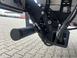 JEGGER UNUSED CLOSED BOX + DAUTEL TAILLIFT (750KG)