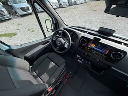 MERCEDES-BENZ Sprinter 16+27 Mittelniederflur Linien Rollstuhl
