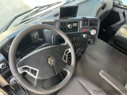 Renault C 460