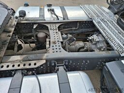 MERCEDES-BENZ MERCEDES ACTROS 1851 Prime