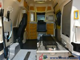 Mercedes-Benz Sprinter 316 RTW Ambulance Mobile Delfis Rettung