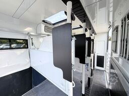 MERCEDES-BENZ ACTROS 1835  5 Pferde POP-OUT,  Neu