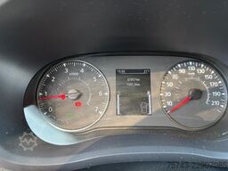 RENAULT Master STX 3 Sitzer  Haras / Hengste