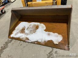 Mustang 220R compact loader w/leveling bucket and pallet f