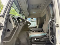 Volvo FM 330 6X2*4