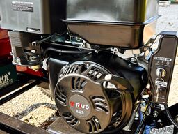 Brugger HX10 Holzhäcksler, 14PS 