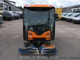 Johnston CN200 Sweeper