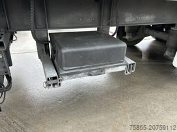 Fruehauf FSR MD4 / Box / Loadlift 2000 kg / Lift axle / ...