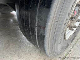 Fruehauf FSR MD4 / Box / Loadlift 2000 kg / Lift axle / ...