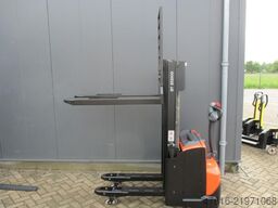 TOYOTA SWE140L