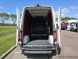 MERCEDES-BENZ ESPRINTER L2H2 35 KWH