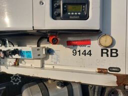 SCHMITZ CARGOBULL SKO24/L-13.4 FP 60- THERMO KING-Rohrbahnen