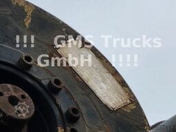 DAF 95XF / 8X4 / 35m Kran Palfinger PK90002 / WINCH