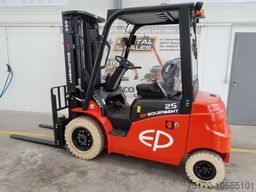 EP Equipment EFL253 / Triplex: 4,80m / SS / Neu
