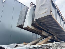 Volvo FL10 / 8X4 / 466.000..KM! / Full Steel / Belgiu...
