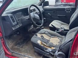 Nissan KING CAB **4X4-2500DIESEL**