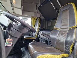 Volvo FH 16.750 Globetrotter XL 6x4 - Sideboards - 4...