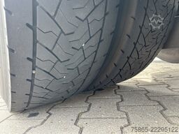 Mercedes-Benz Actros 1840 LS Streamspace / 482 dkm / Full Spo...