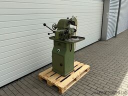 UNBEKANNT 