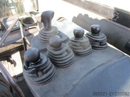 Toyota 8FDF25 - Triplex 4,7m -Seitenschieber mit Zinkenve