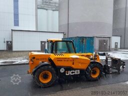 JCB 525-60
