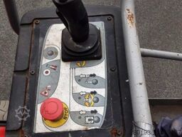 Manitou 100 VJR Teleskopmastbühne Elektro 9,85 m