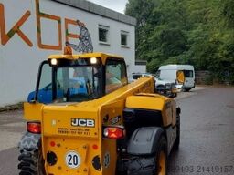 JCB 525-60