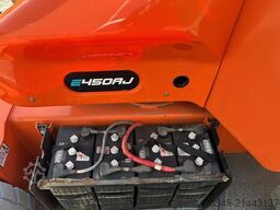 JLG E450AJ