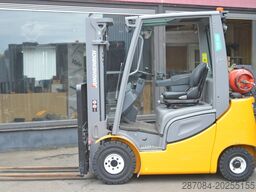 Jungheinrich TFG 320s