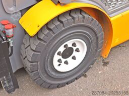 Jungheinrich TFG 320s