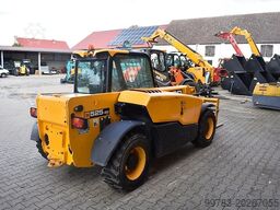 JCB 525-60