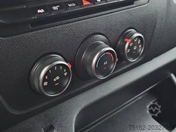 RENAULT MASTER 2.3 Bakwagen Laadklep!