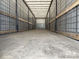Schmitz Cargobull Semitrailer Curtainsider Standard Hayon