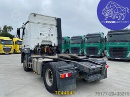 Mercedes-Benz Arocs 1943