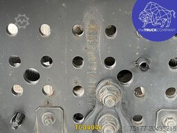 Mercedes-Benz Arocs 1943