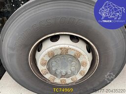 Mercedes-Benz Arocs 1943