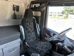 SCANIA 590 S FULL PNEUMATIC